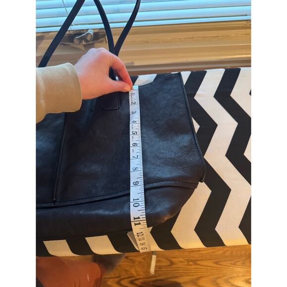 FRYE Black Leather Large Bag Tote - Picture 10 of 16